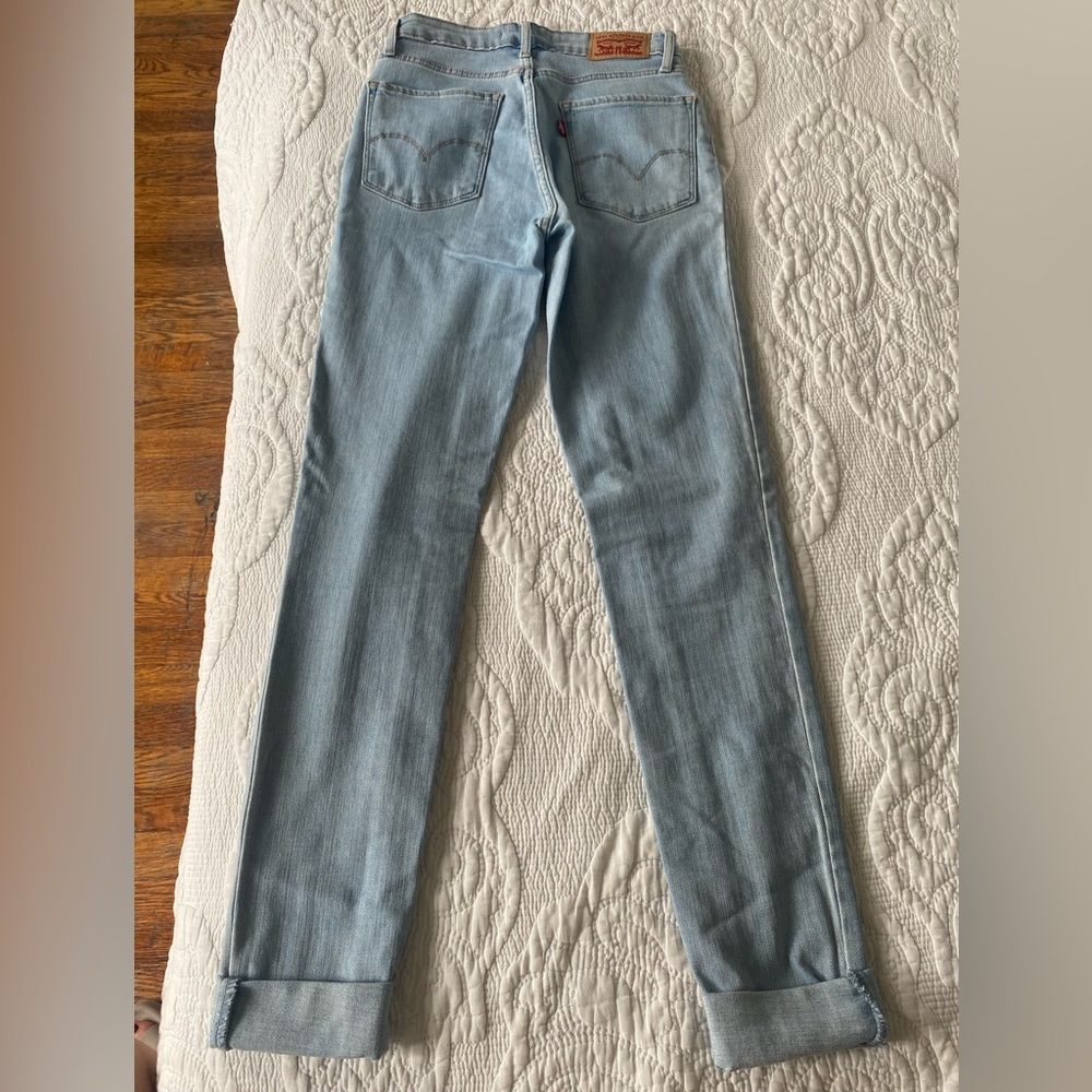Levi's 721 high rise skinny in light blue - Picture 6 of 7